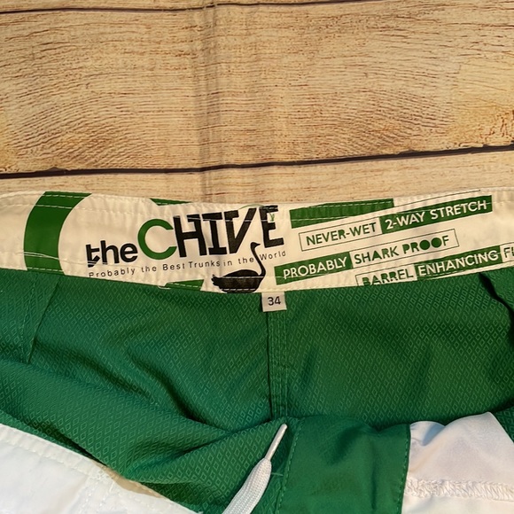 The Chive KCCO Mens Green Swim trunks size 34 - Picture 6 of 8